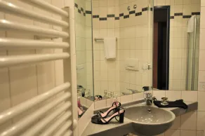 Einzelzimmer mit Dusche und WC - Bagno
