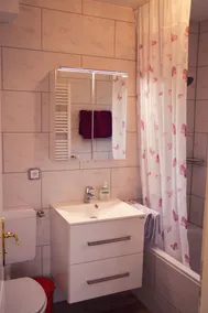 Hotel Garni Regina - Bathroom
