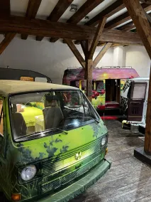 Urban Van Glamping Riga - Chambre