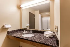Super 8 by Wyndham Appleton - Salle de bain