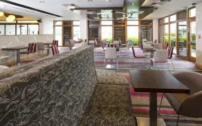 Holiday Inn Express London - Epsom Downs by IHG - Restaurant