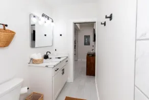 The Inn at 201 Fulton St. - Bagno