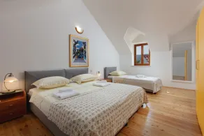 Villa Dubrava - Heated Pool & Olive Grove Retreat I Brač Island - Rom