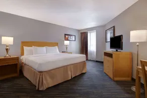 Days Inn by Wyndham Niagara Falls Near The Falls - Chambre