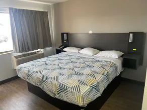 Motel 6-Wichita, KS - AIRPORT - Zimmer
