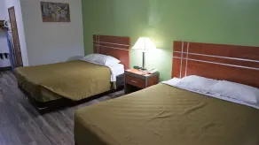 Econo Lodge Inn & Suites Pekin - Peoria Area - Chambre
