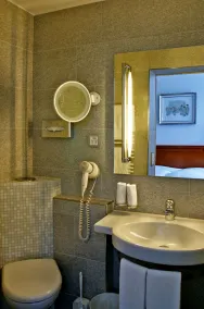 Soldanella - Bathroom
