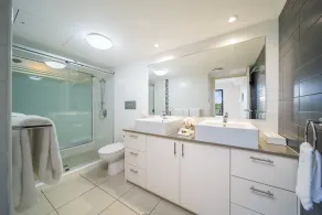 The Bay Apartments - Salle de bain