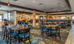 Holiday Inn Conference Ctr Marshfield by IHG - Restaurant