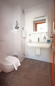 Aika Hotel Alaybey - Baño