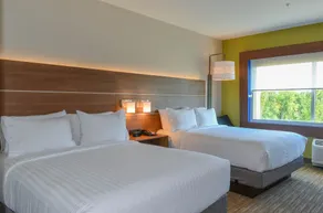 Holiday Inn Express & Suites Raleigh Airport - Brier Creek by IHG - Zimmer