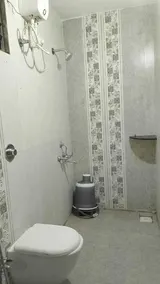 Raj Resort Vapi - Bathroom