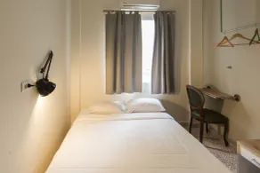 The Grand Meshmosh Hotel - Room