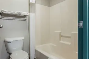 Quality Inn Clare - Badezimmer