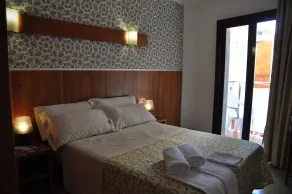 Hostal - Pensión El Amigo - Chambre