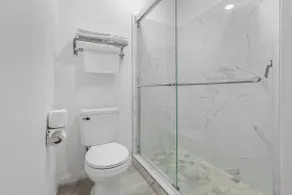  Inland Inn & Suites - Salle de bain