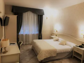 Hotel La Noce - Habitación