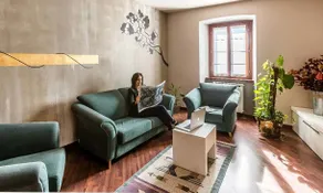 Center Hotel - Coin salon dans le hall