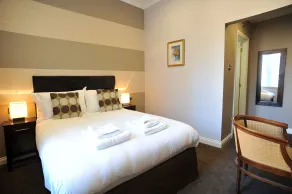 The Kings Arms Hotel - Chambre