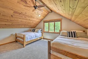 Cabin 1 Mi to Sand Valley, 1 Block to Beach - Innenbereich