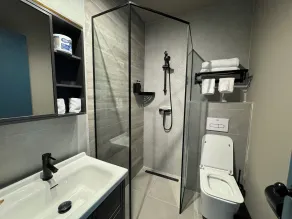Central Boutique Hotel - Bathroom