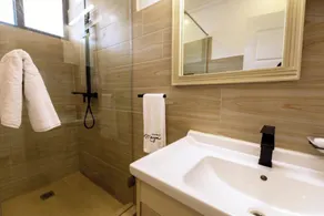 MAYA Residences Rwanda - Badeværelse