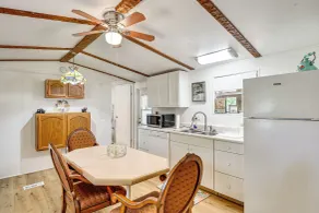 Cabin w/ Lake Access in Fort Mccoy, Pets Welcome! - Innenbereich