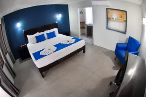 Republik Hotel, Bistro and Disco on Site - Room