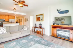 Riverfront Views, Walk to Old Town, Dog Friendly! The Tide That Binds - Innvendig