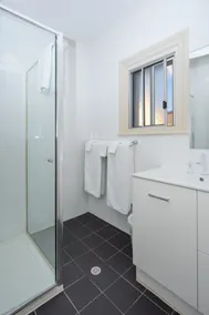 The Mile End Hotel - Bathroom