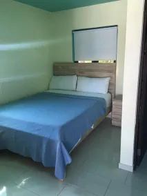 Mamacitas Guest House - Room