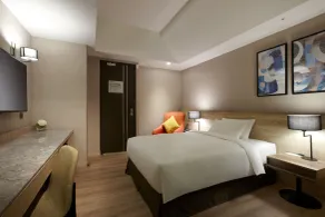 The HO Hotel - Vue de la chambre