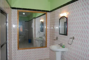 Siddhartha Guest House - Bathroom
