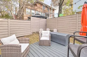 Ideally Located DC Home w/ Pool Table & Patio - Interiör