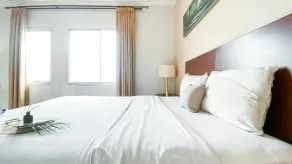 1BR Queen Bed at Marina Ancol Apartment near Dufan By Travelio - Room