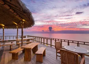 Furaveri Maldives - COMPLIMENTARY ROUND-TRIP SEAPLANE TRANSFER FOR TWO FOR A MINIMUM OF 5 NIGHTS OR MORE FOR STAYS 1ST MAY 2026 TO 23RD DECEMBER 2026 - Restaurant