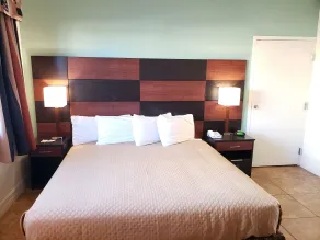 Oceanfront Inn and Suites - Chambre