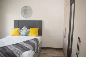 SILVERSTONE APARTMENTS -Modern Living 1 BR NEAR YAYA - GYM&POOL - Room