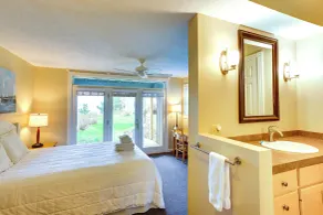 Glen Arbor Vacation Rental w/ Views of Lake! - Interiør