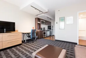 TownePlace Suites by Marriott Edmonton South - Chambre