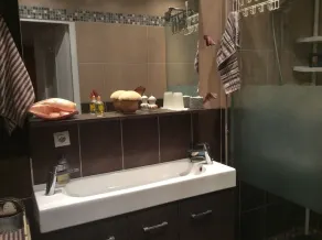 Louanne Chambre d'hôtes - Salle de bain