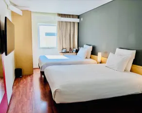 Ibis Monterrey Valle - Chambre