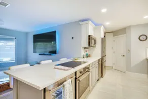 Furnished Patio + Gas Grill: Deerfield Beach Home - Interior