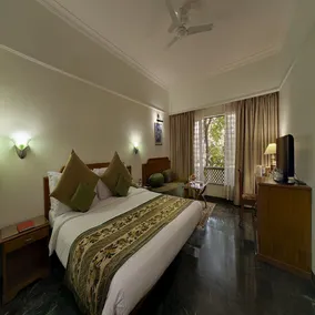 Shraddha Inn - Shirdi - Room