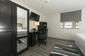 King's Hotel & Residences - Room