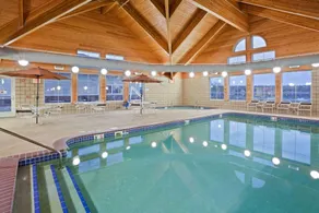 AmericInn by Wyndham Fort Pierre Conference Center - Piscine