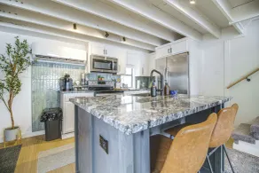 Bring Your Boat! Grand Lake Escape w/ Dock - Interior