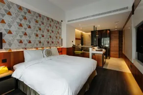CHECK inn Taichung Zhongshan - Zimmer