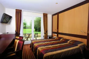 Logis Hôtel Restaurant Relais Du Gué De Selle - Room