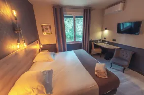 Logis Hôtel Restaurant Le Plantevin - Room